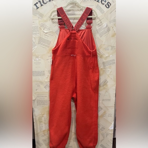Free People Movement Hit The Slopes Salopette Fleece Adjustable  Cherry Crush - Picture 7 of 7